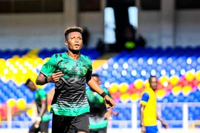 Tchakei Marouf Buteur et homme du match